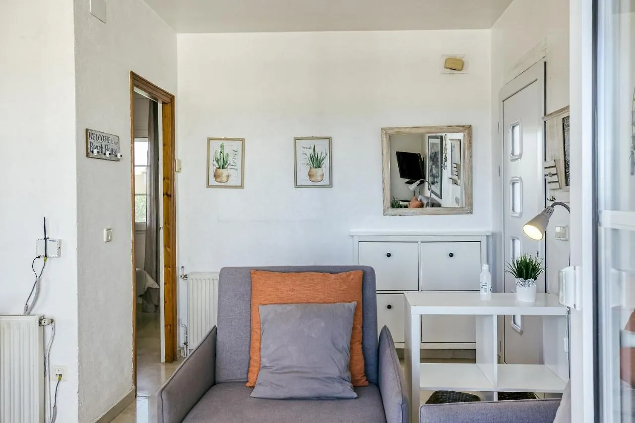Apartman Art- Apartamentos Revilla Tacke D Empuriabrava