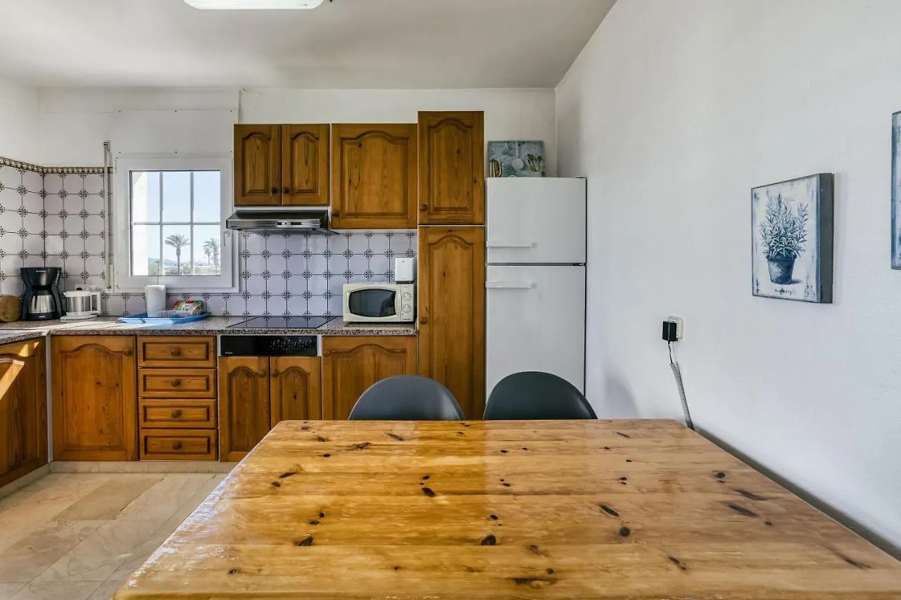 Art- Apartamentos Revilla Tacke D Empuriabrava 0*,  Spanyolország